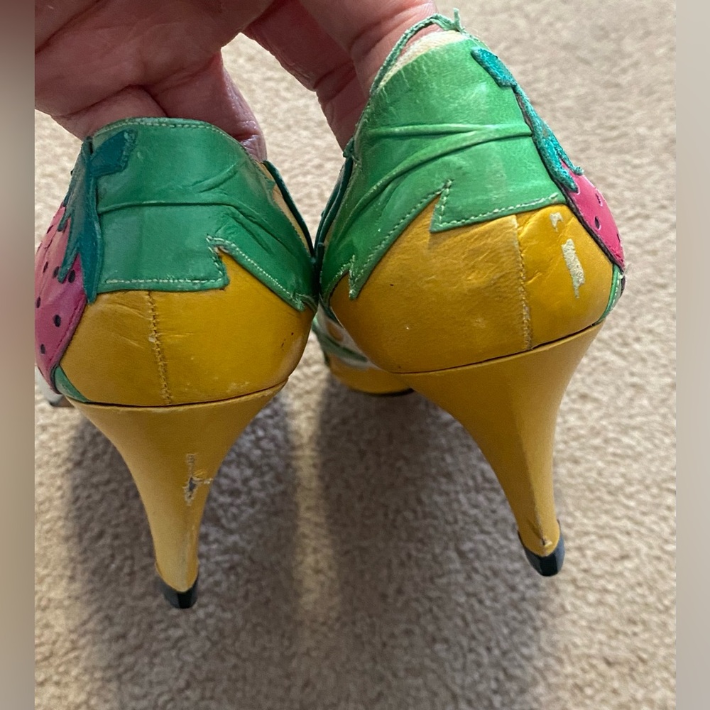 Rare Vintage Strawberry, Paradox by Zalo Heels. Size 6 1/2 - Picture 5 of 9